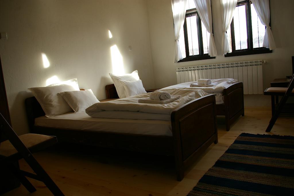 Mutafova Guest House Veliki Preslav Room photo